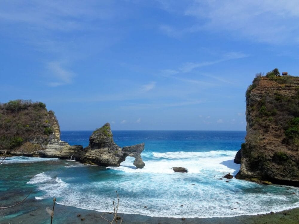Atuh-beach-nusa-penida5